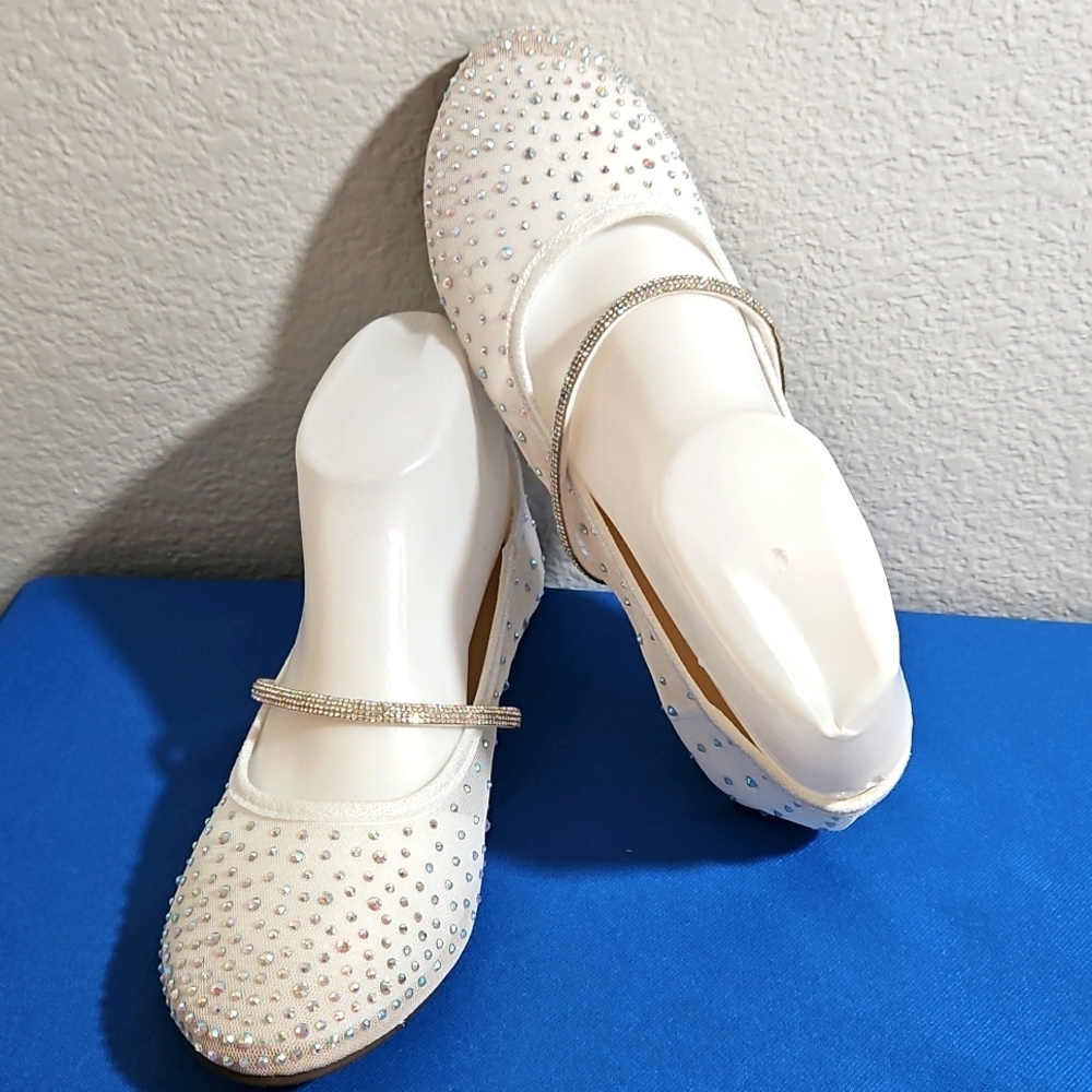 Magic White Rhinestone Shoes - Picture 6 of 6